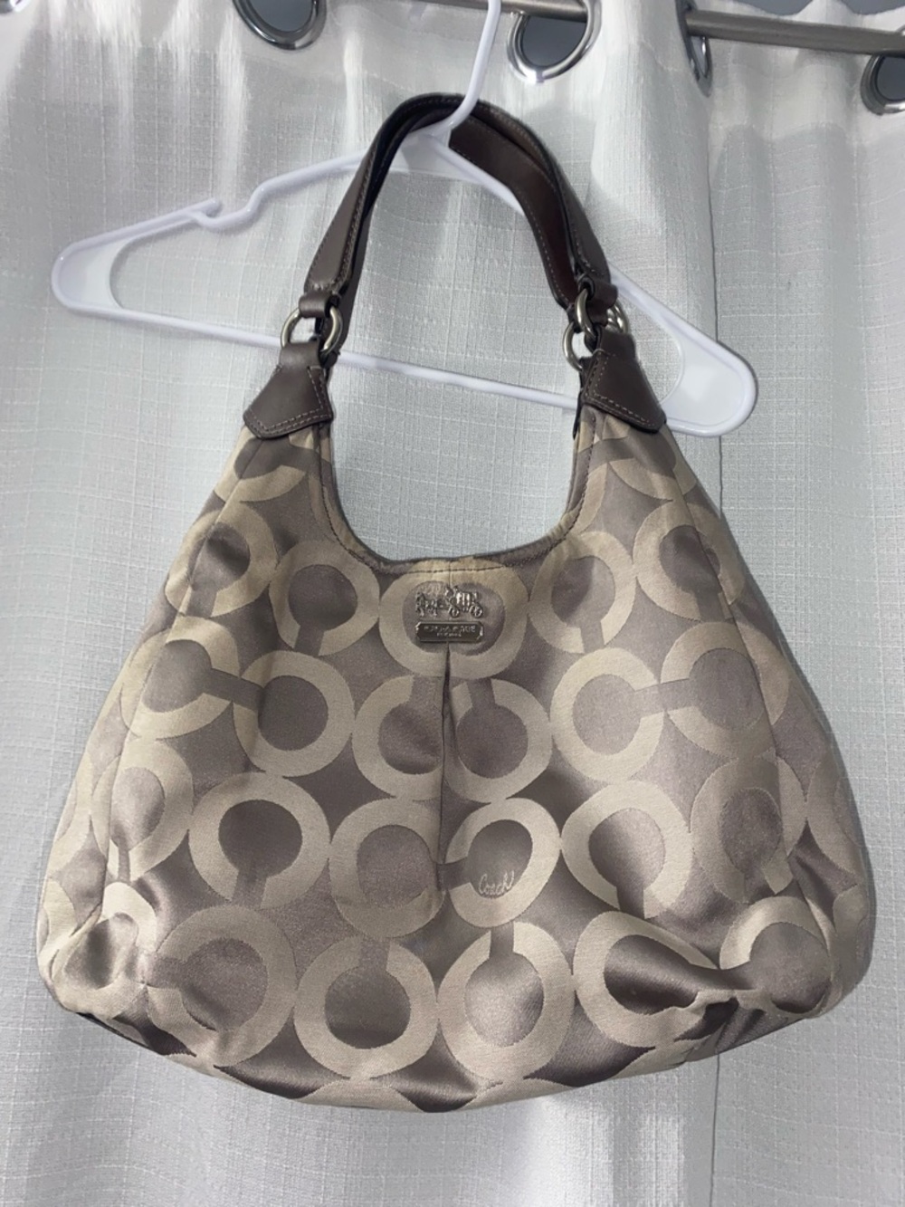 Coach Madison Maggie Shoulder Bag